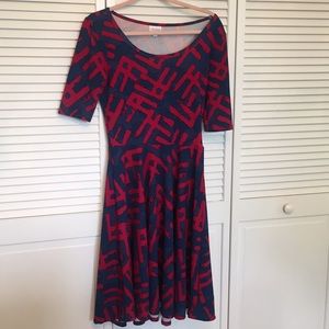 LuLaRoe Nicole dress size M